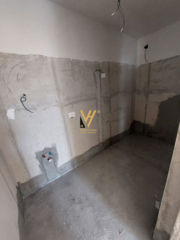 SHITET APARTAMENT 2+1+2+BLK NE XHAMLLIK 243.000 EURO