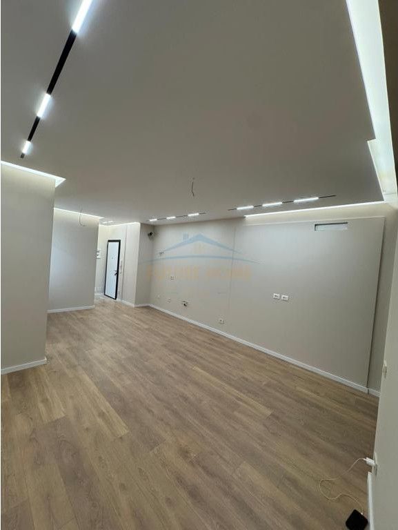 Shitet , Apartament 2+1 , Golden Tower , Tirane