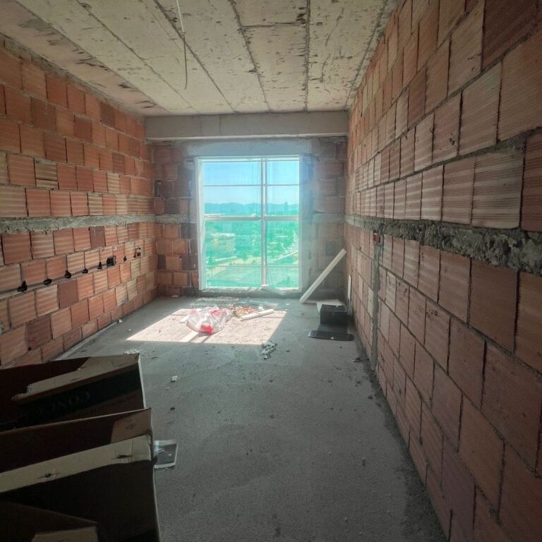 🏡 🔥 OPPORTUNITY – Apartment 2+1+2 for Sale 🔥  📍 Rrethi i Klanit