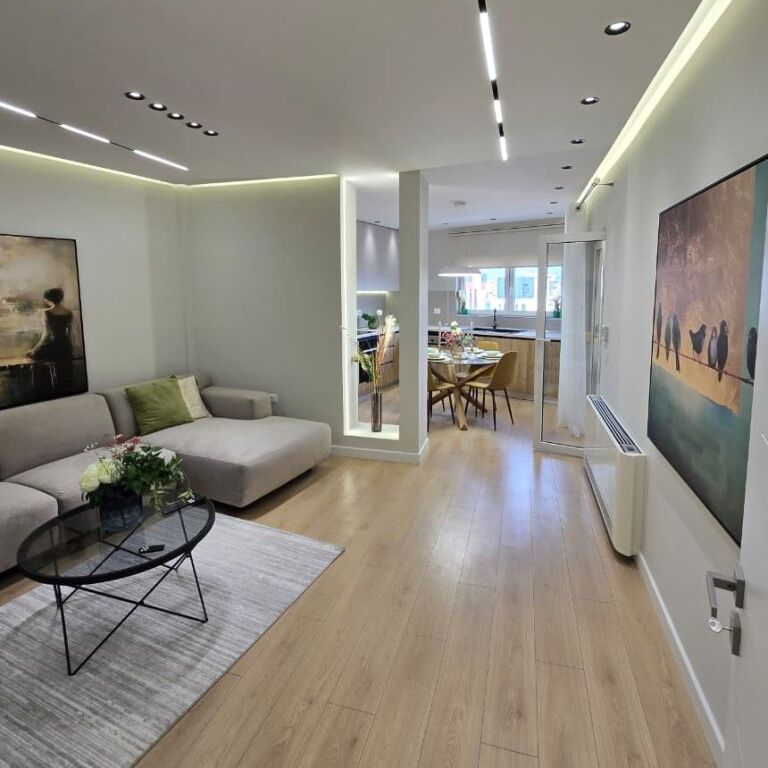 🏡 Shitet Apartament 2+1+2 – Zogu i Zi ✨