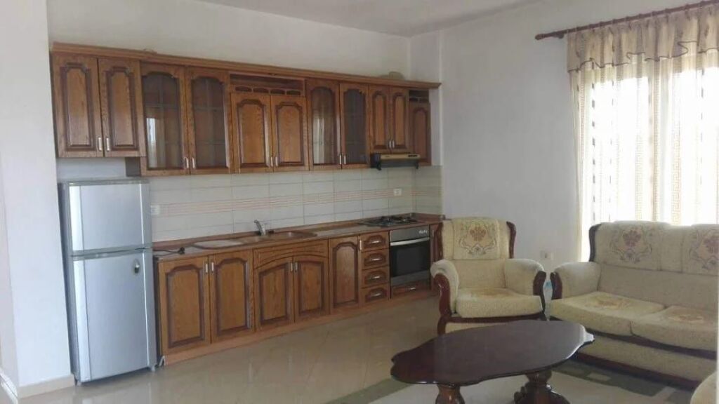Affitto | Apartament 1 + 1 | Vilat Gjermane | 320 €/mese