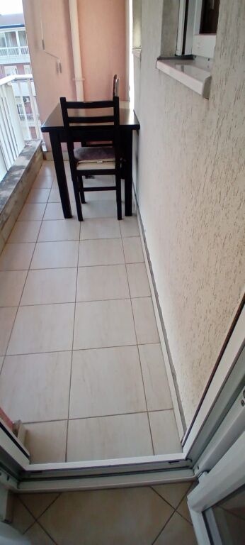 In affitto 1+1 Al 21 Dhjetori Complesso Contatto 650€ trattabili