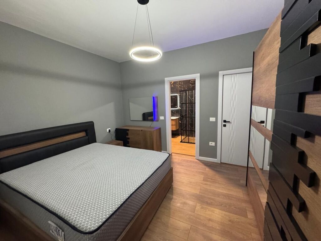 Affitto | Apartament 2 + 1 | Kopshti Botanik| 1200 €/mese