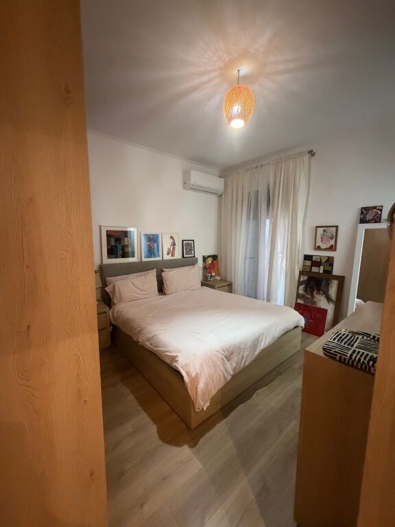 Shitet Apartment 2+1+2 +verande