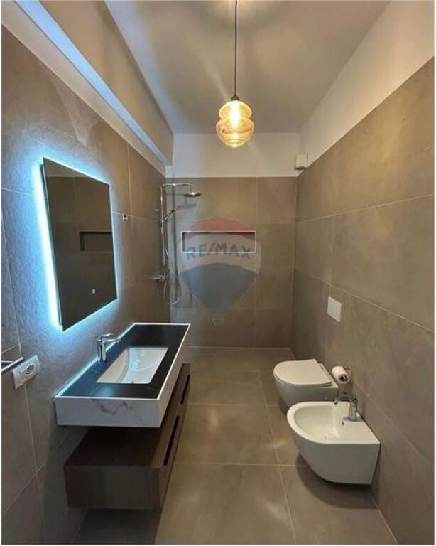 Apartment 1+1 for rent in Xhamllik