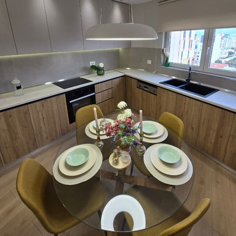 🏡 Shitet Apartament 2+1+2 – Zogu i Zi ✨