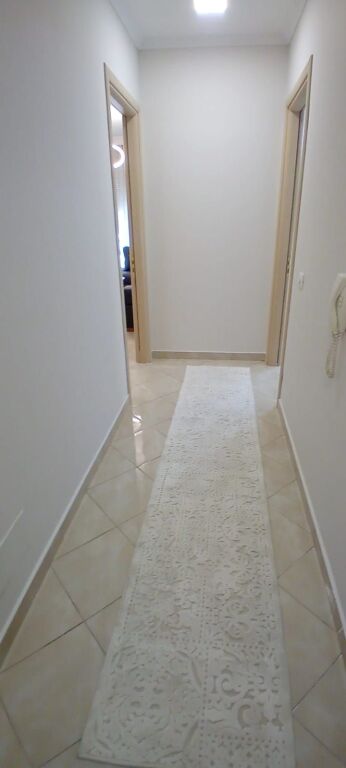 In affitto 1+1 Al 21 Dhjetori Complesso Contatto 650€ trattabili