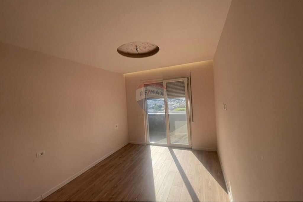 Appartamento 2+1 in affitto a Univers City!