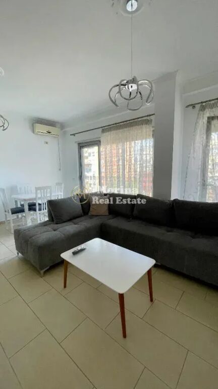 Rent | Apartament 1 + 1 | Rruga e Kavajës | 780 €/month