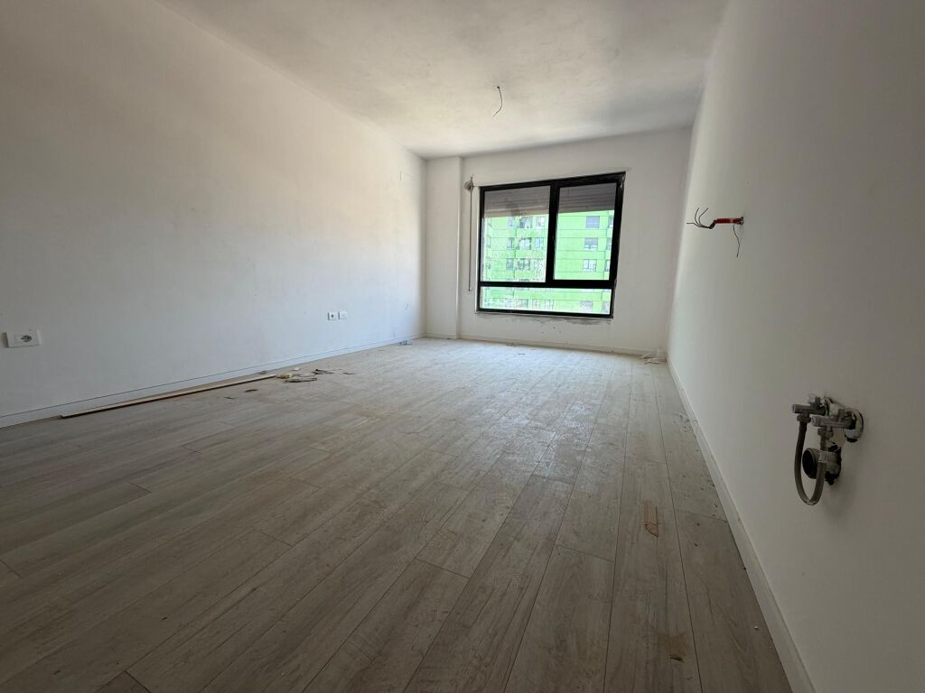 🏡 Appartamento 3+1 in Vendita, 5Maj