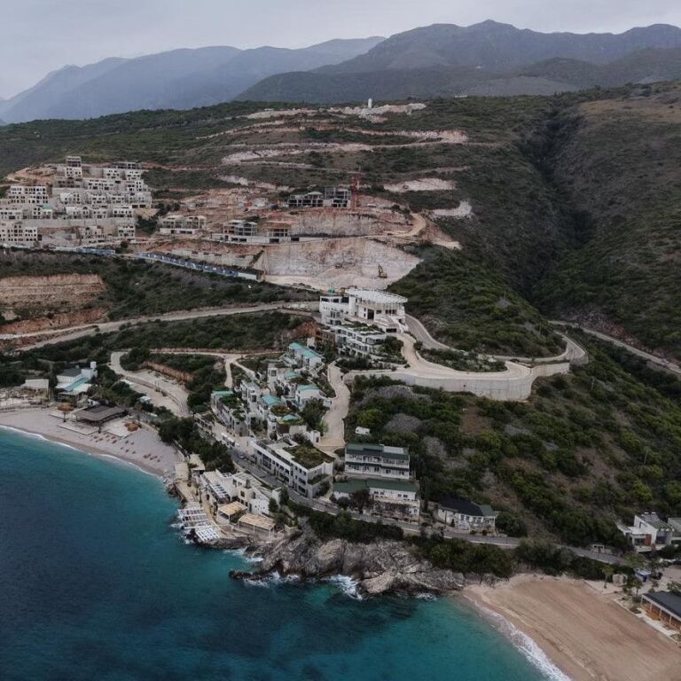 🏡 Shitet Apartament 1+1 – Folie Village, Jalë 🌊✨