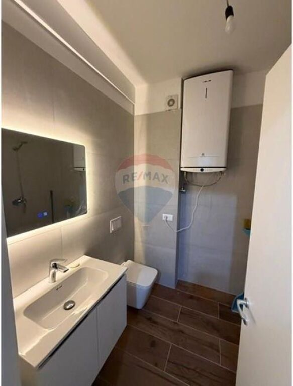 Appartamento 1+1 in affitto a Univers City