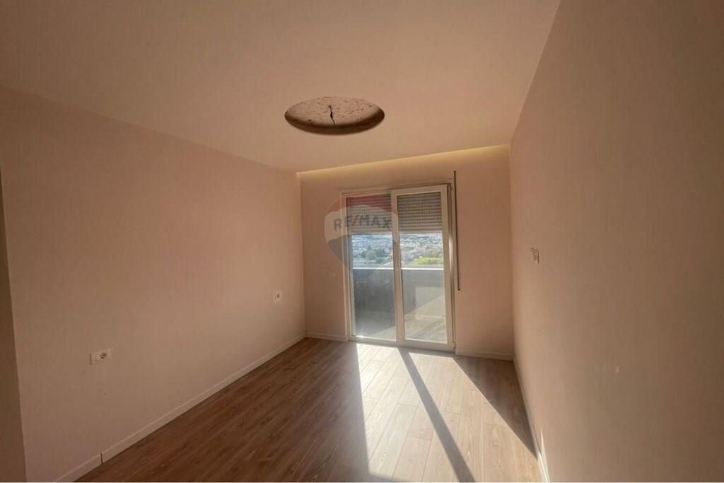 Appartamento 2+1 in affitto a Univers City!