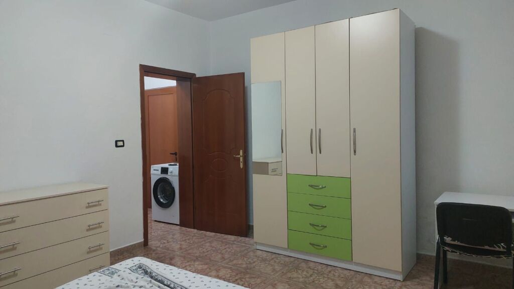 Qera | Shtëpi private 1 + 1 | Rruga Jordan Misja | 350 €/muaj