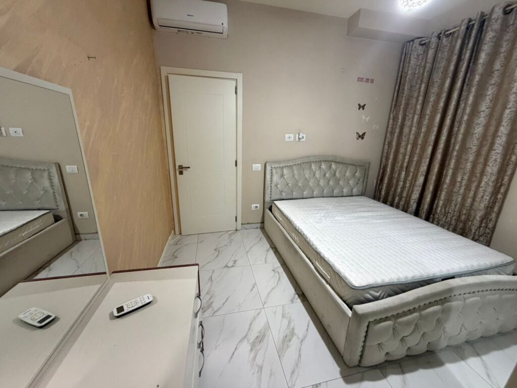In affitto 1+1 Via Peti Lago Secco 40.000 lek