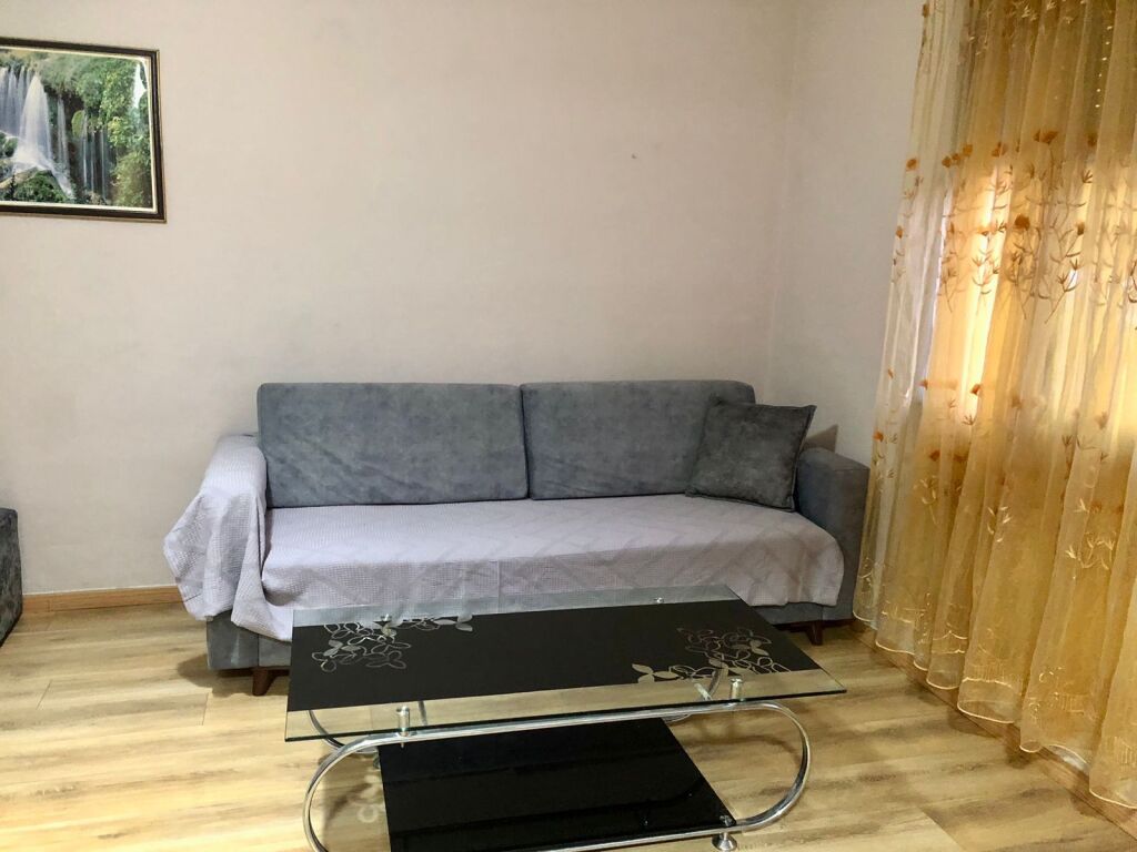 Rent | Garsoniere | Ali Demi | 300 €/month