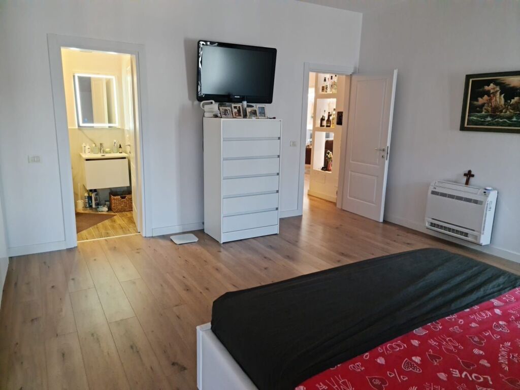 Affitto | Penthouse 3 + 1 + 3 | Mali i Robit | 1000 €/mese