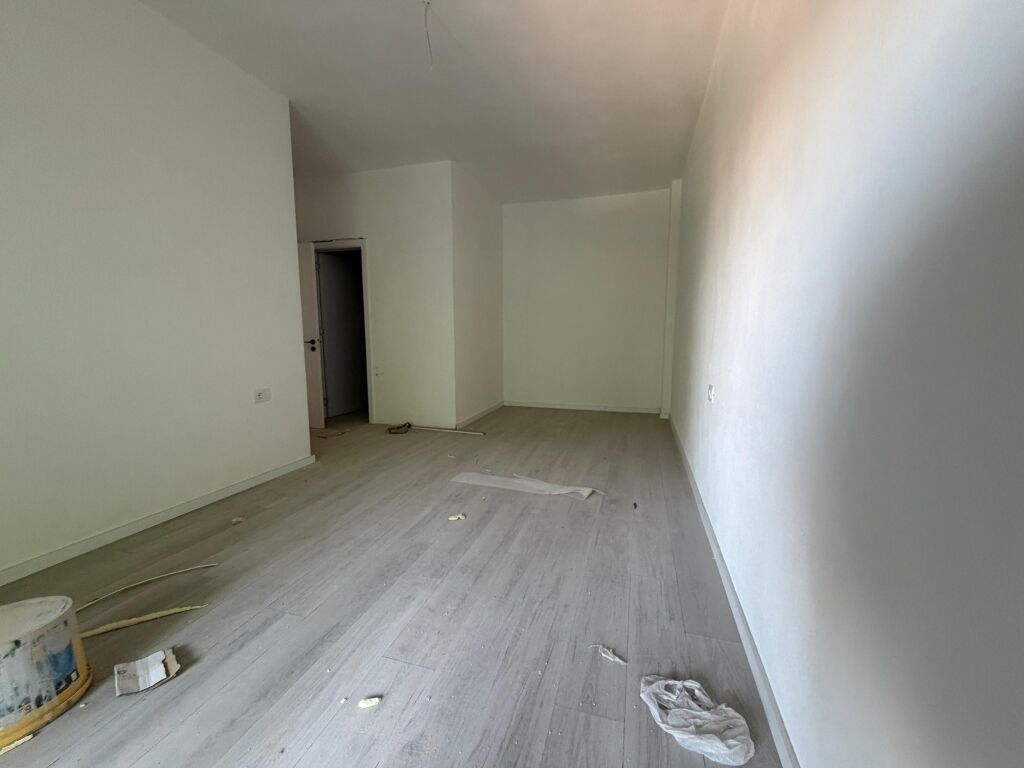 🏡 Appartamento 3+1 in Vendita, 5Maj