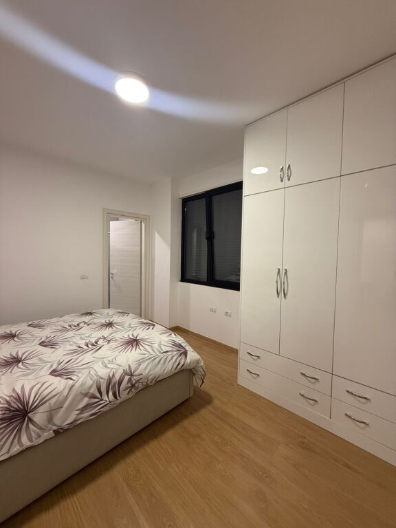 Jepet me qira 2+1+2 DON BOSKO 750€