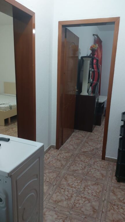 Qera | Shtëpi private 1 + 1 | Rruga Jordan Misja | 350 €/muaj