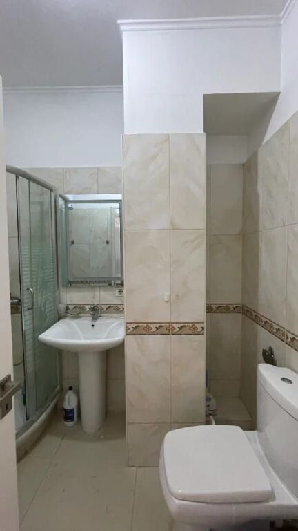 Rent | Apartament 1 + 1 | Rruga e Kavajës | 780 €/month
