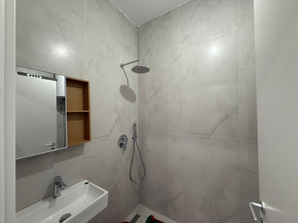 QERA, APARTAMENT 1+1, REZIDENXA OXA, TIRANË(530581013-9)