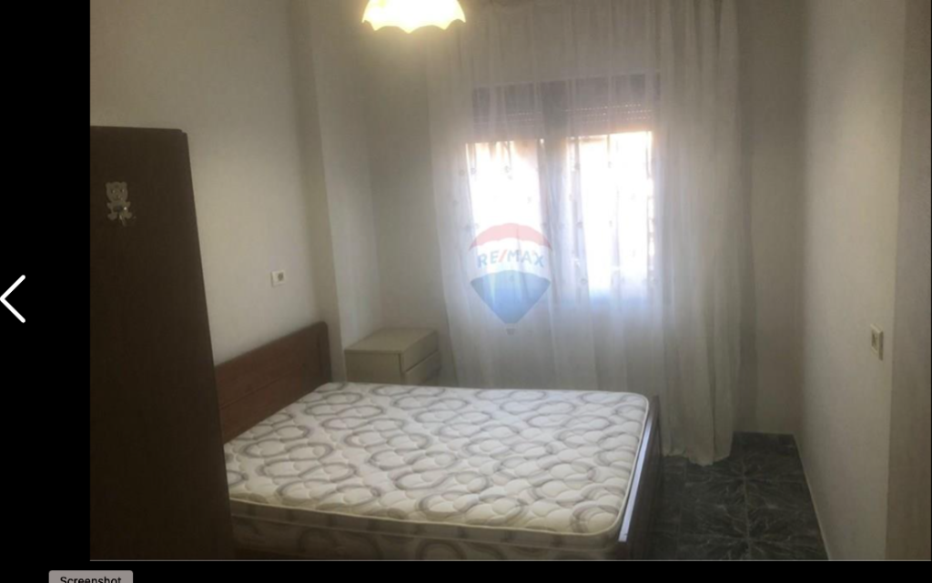 Appartamento in affitto 1+1 a Komuna e Parisit