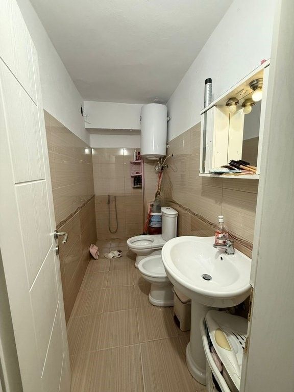 APARTAMENT 2+1 NE SHITJE NE ALI DEM, TIRANE!