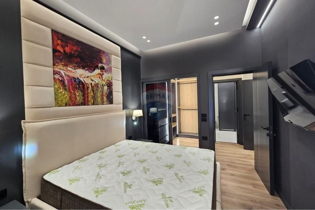 Apartment 1+1 for rent Tirana Garden Building