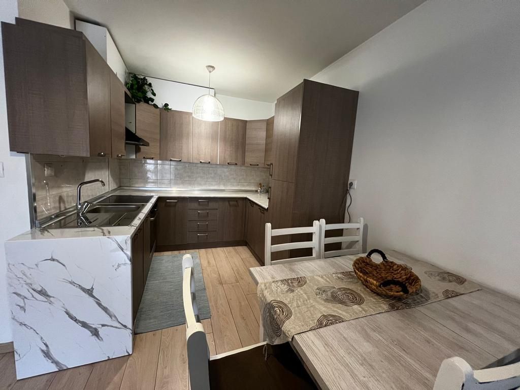 APPARTAMENTO 2+!, PARCO COMUNE DI PARIGI