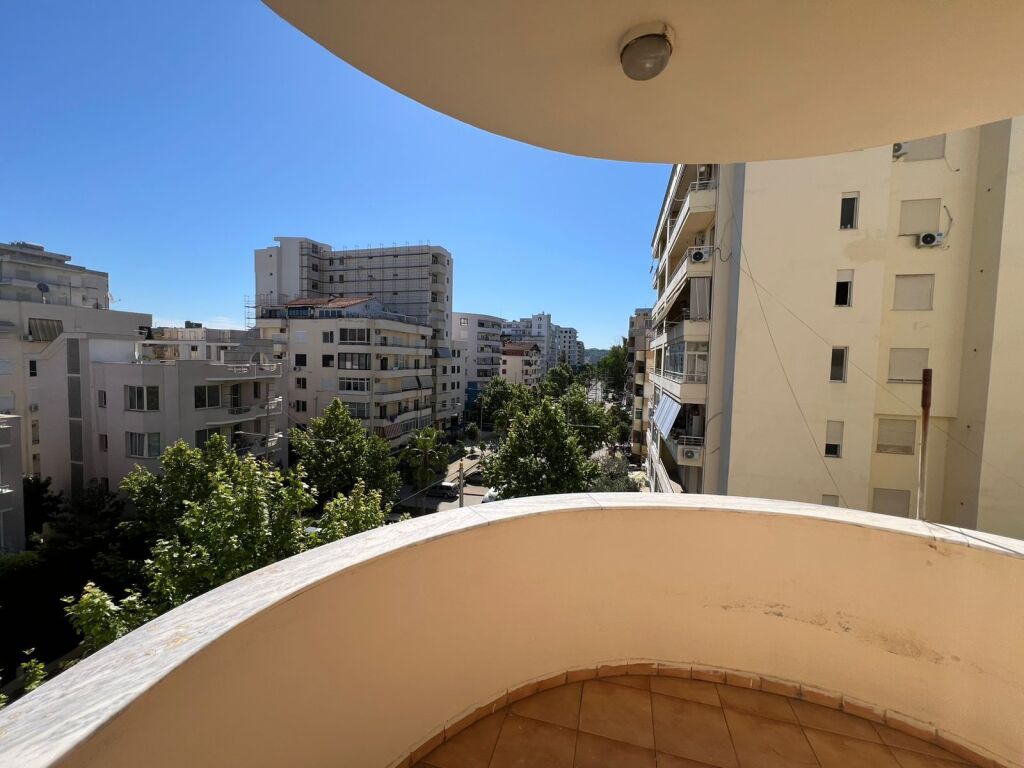 IN VENDITA APPARTAMENTO 2+1+2, 112 m2 ILIRIA SPIAGGIA DURRES 125000 EURO