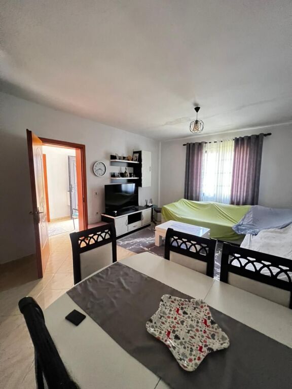 VENDESI PRIVATA IN VENDITA VICINO ALL'HOTEL DELTA, AUTOSTRADA DURRES-TIRANE