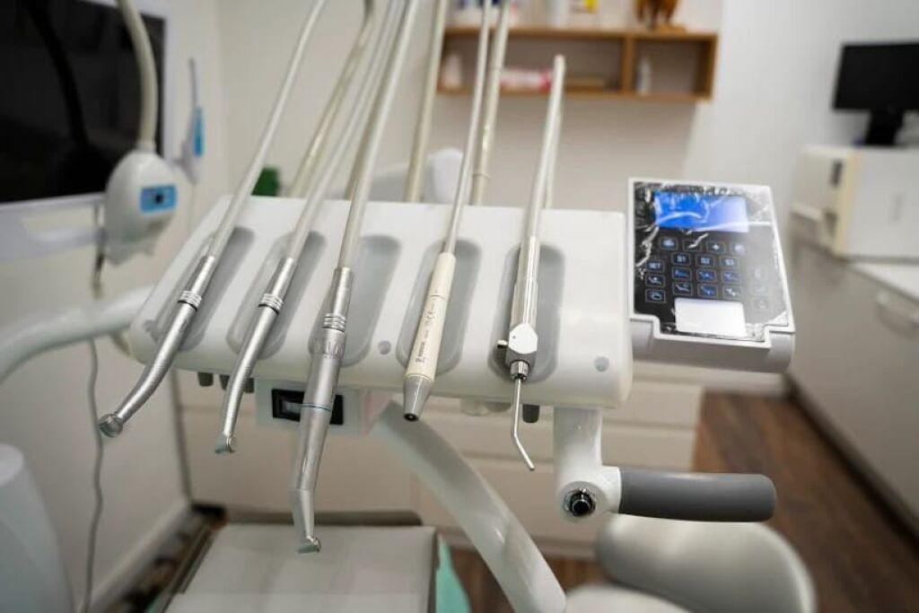 Klinike dentare me qira pranë Rruges se Kosovareve!