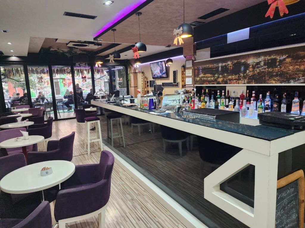 🏢 LOCALE COMMERCIALE IN AFFITTO – VIA SHYQYRI BRARI