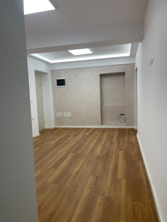 Office space for rent on the main road, near the New Maternity Hospital