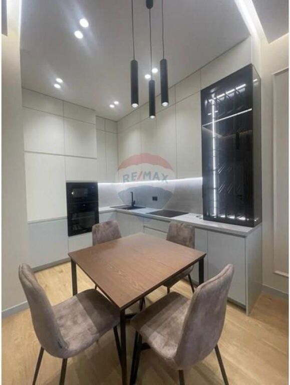 Apartment 1+1 for rent at Square 21!