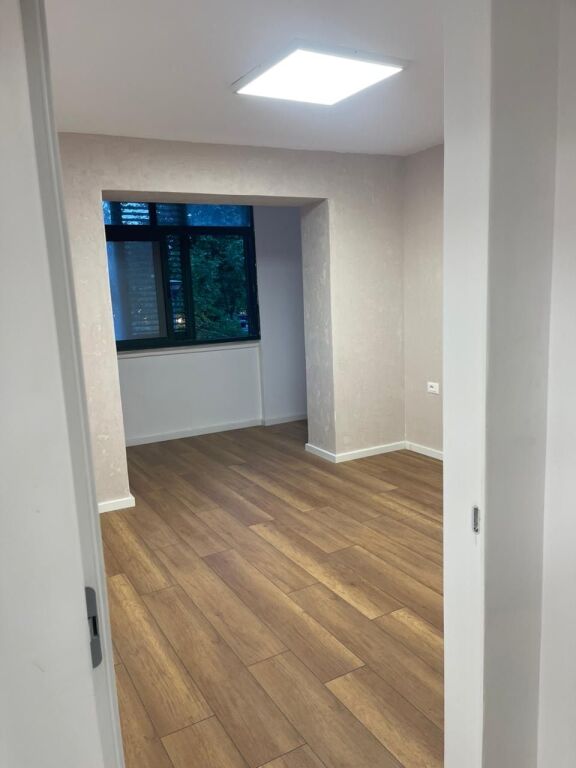 Office space for rent on the main road, near the New Maternity Hospital