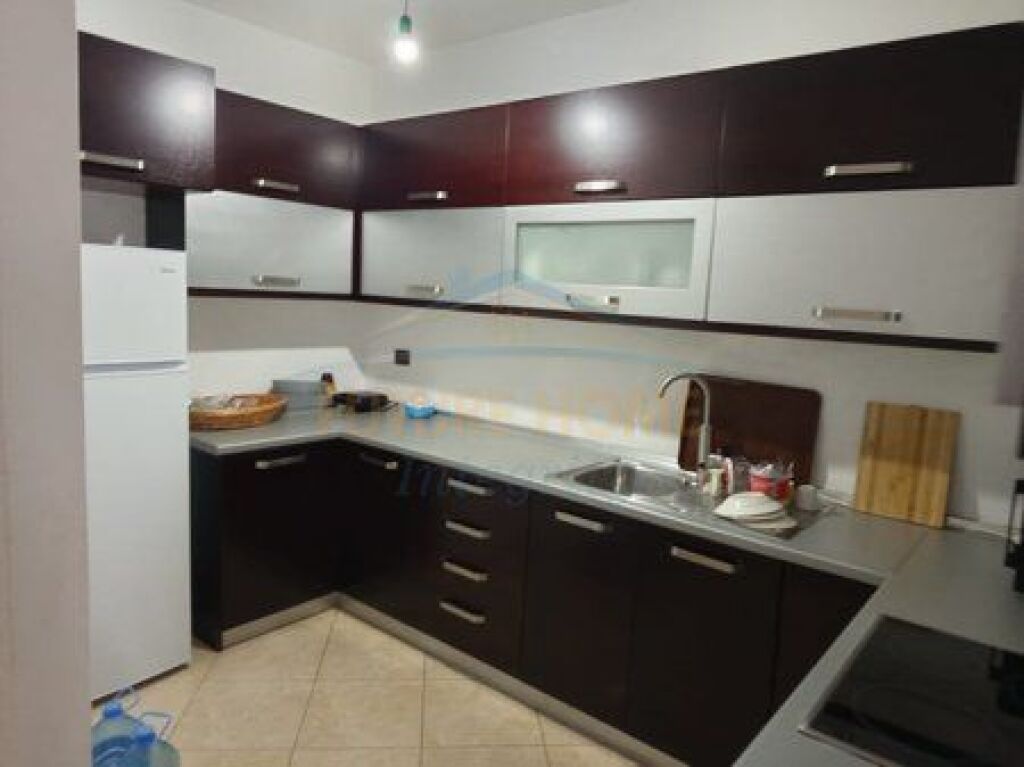 In vendita, Appartamento 1+1, Nuovo Anello, Tirana.