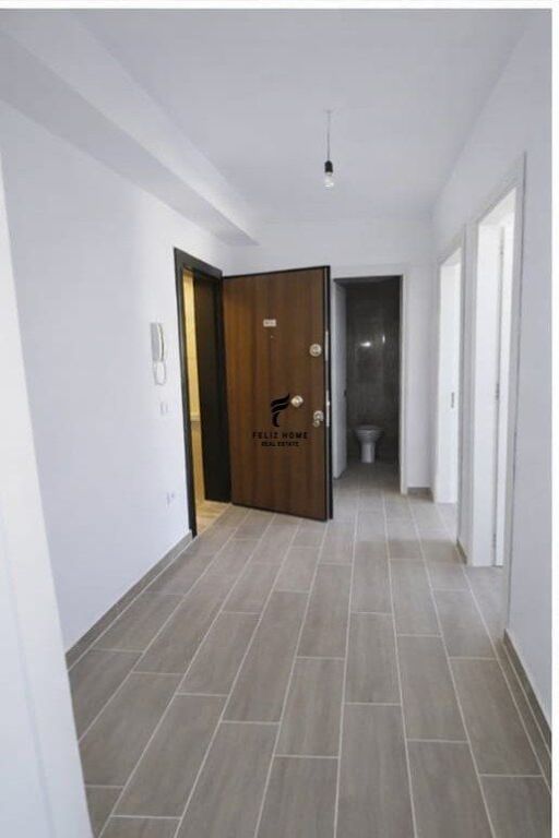 OFFICE FOR RENT 94M2 5 MAY 40,000 LEKE FH-72266