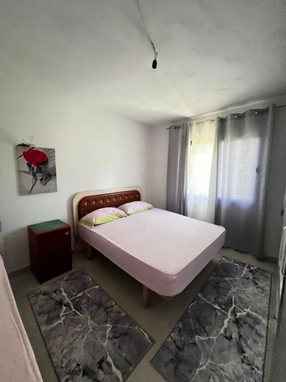 VENDESI PRIVATA IN VENDITA VICINO ALL'HOTEL DELTA, AUTOSTRADA DURRES-TIRANE