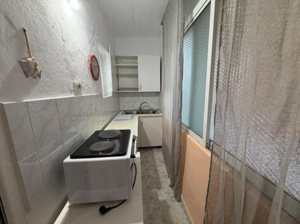 Affitto, Appartamento 1+1, Vasil Shanto, Tirana.