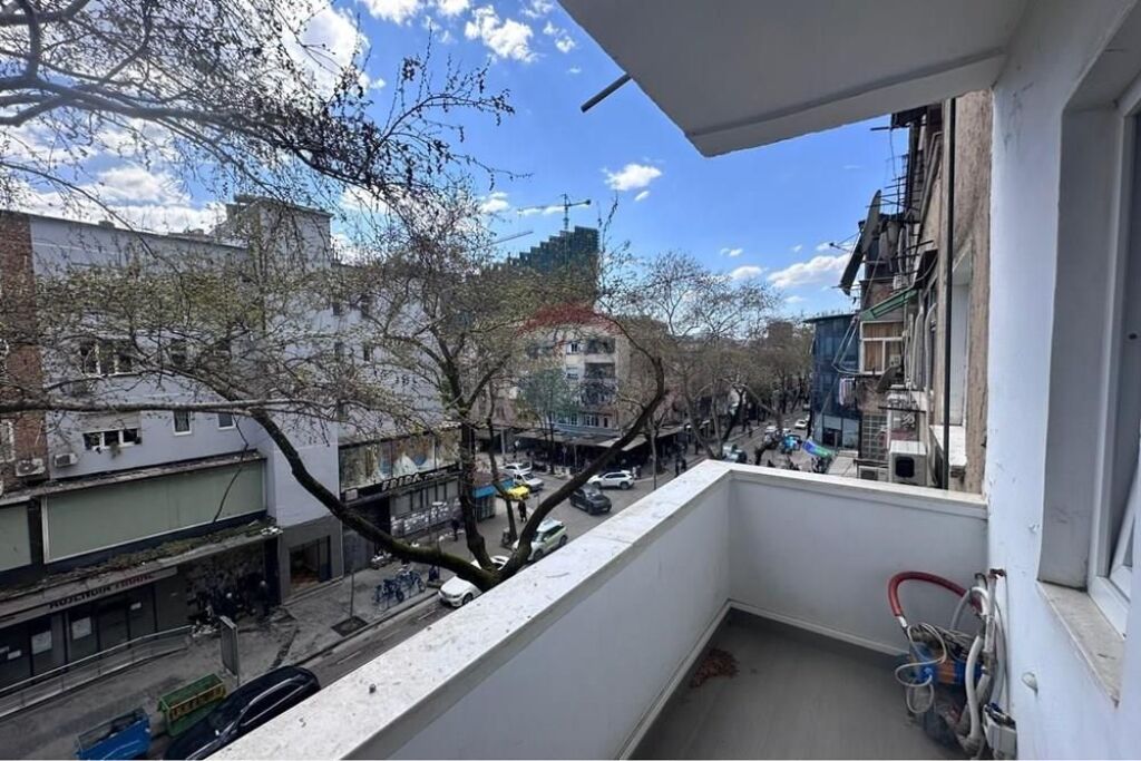 JEPET ME QIRA APARTAMENT 1+1 TEK MYSLYM SHYRI!