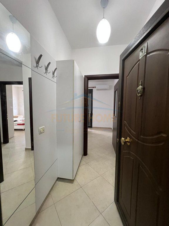 Appartamento 1+1 in vendita – Nuovo Anello, Tirana (vicino all'Hotel Arc)