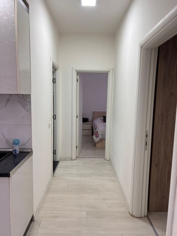 Jepet me qira 2+1+2 Prane Delijorgjit 60.000 leke