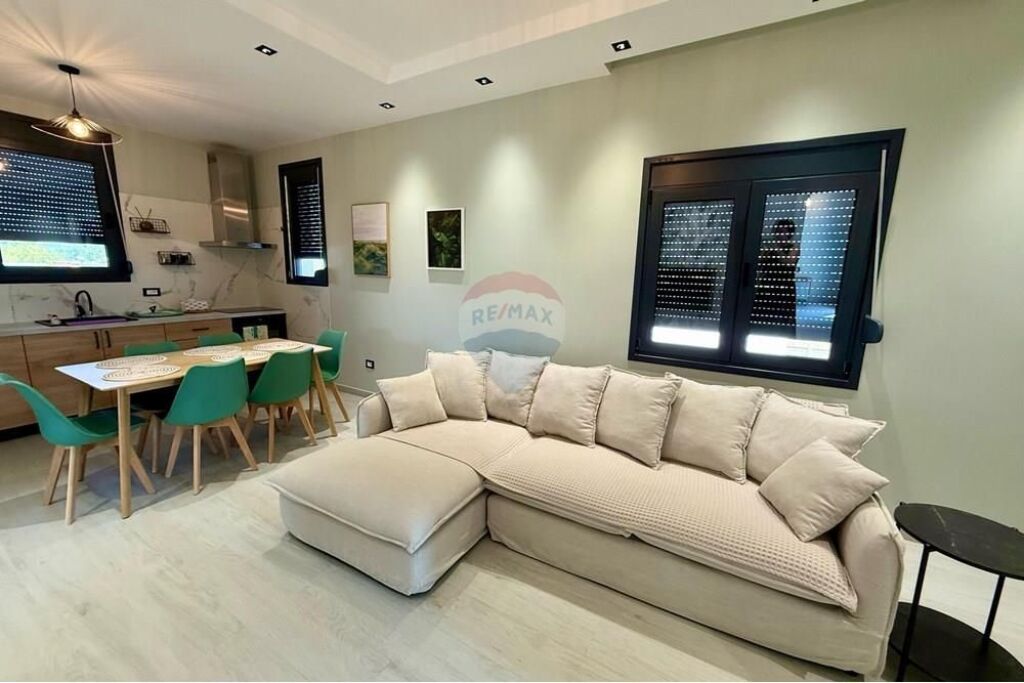 Villa in Vendita-Hamallaj,Durazzo