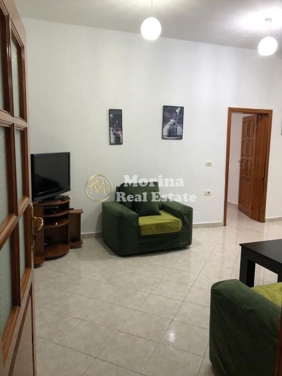 Affitto | Shtëpi private 1 + 1 | Vilat Amerikane | 350 €/mese