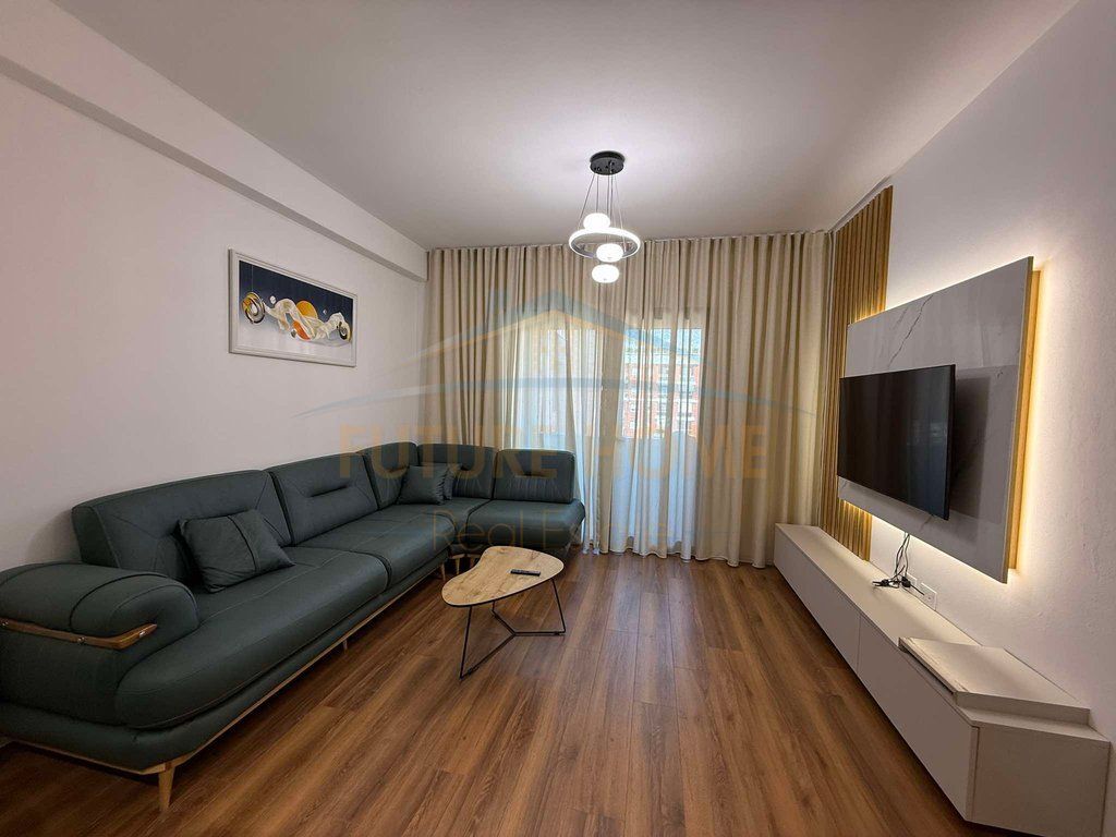 RENT 2+1+2 OASSIS UNAZA RE 750 THOUSAND LEKE /MONTH