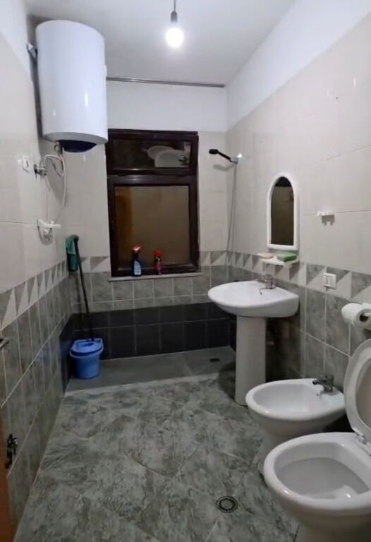 Apartament 1+1 me qira bosh tek Rrethi Astirit!
