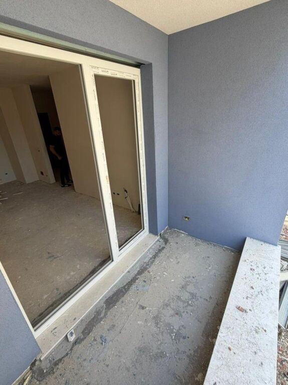 Shitet apartament 2+1 tek Univers City!