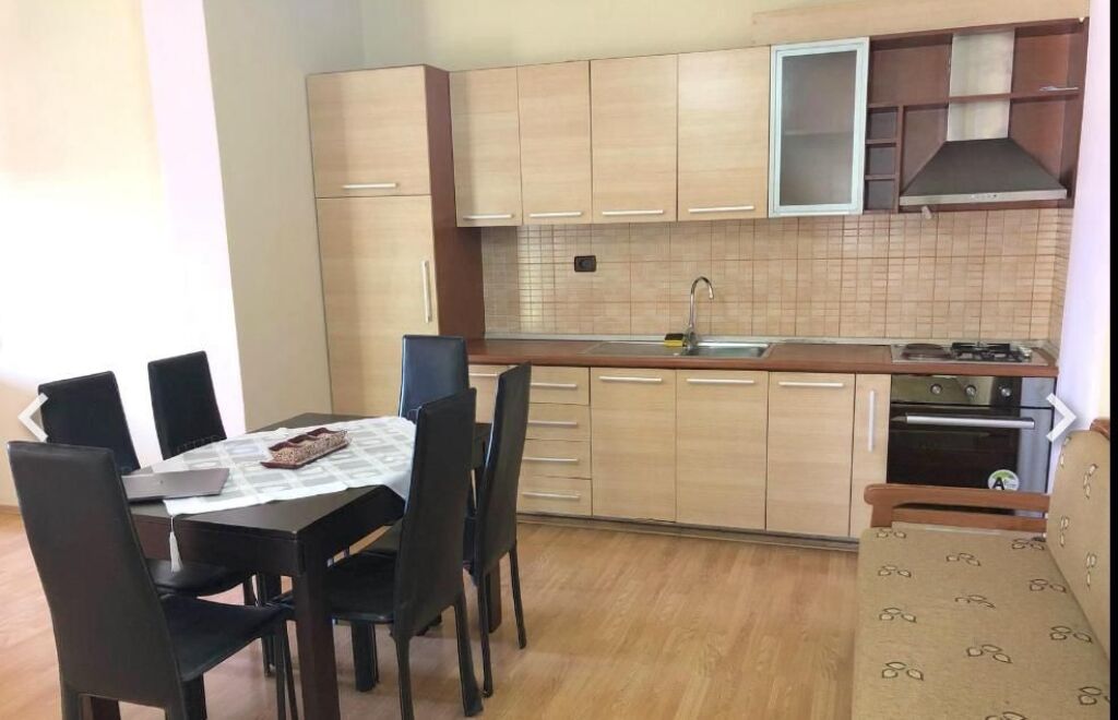 Qera | Apartament 2 + 1 | Rruga Jordan Misja | 400 €/muaj